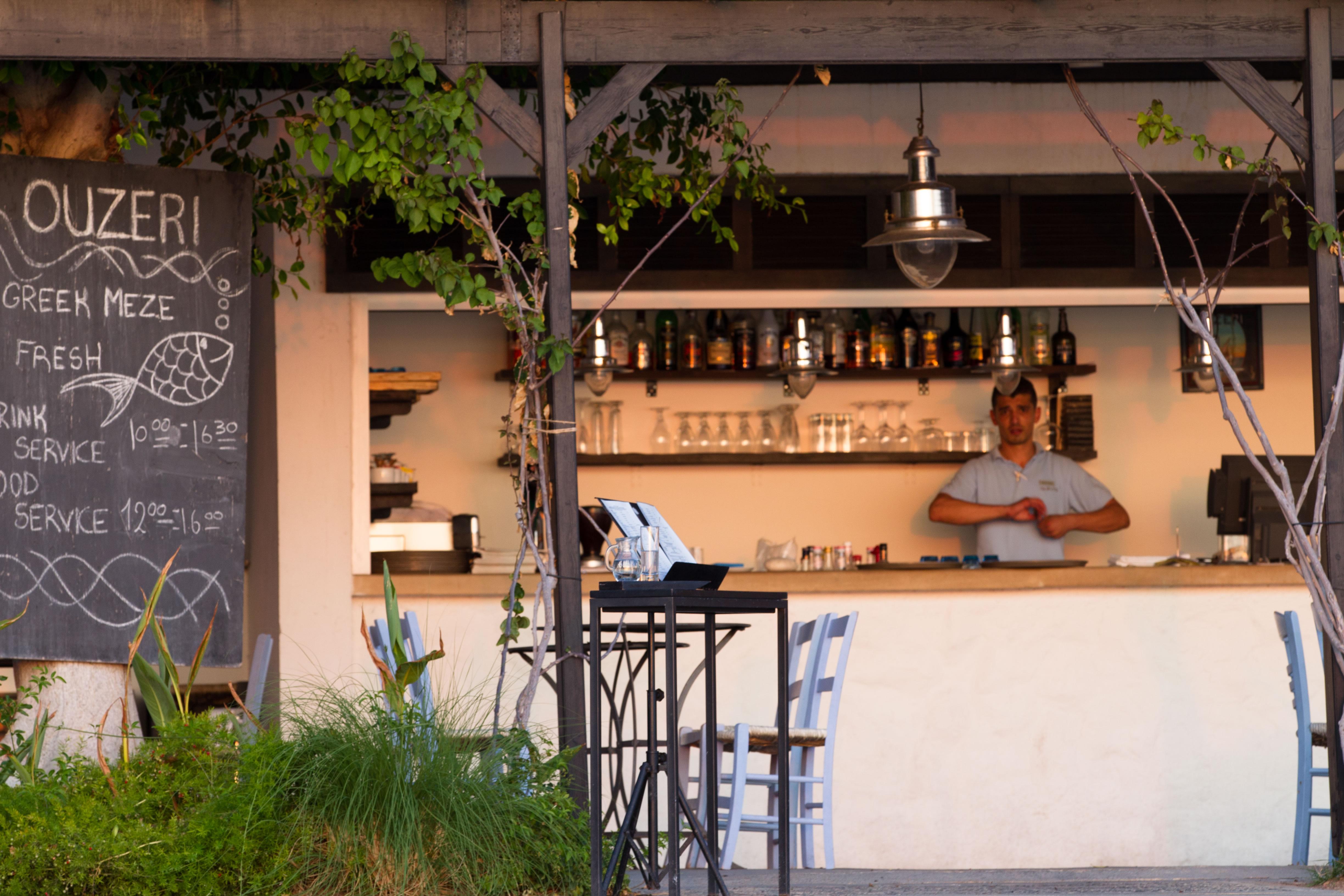 Almyra Hotel Paphos Luaran gambar A tavern in Athens
