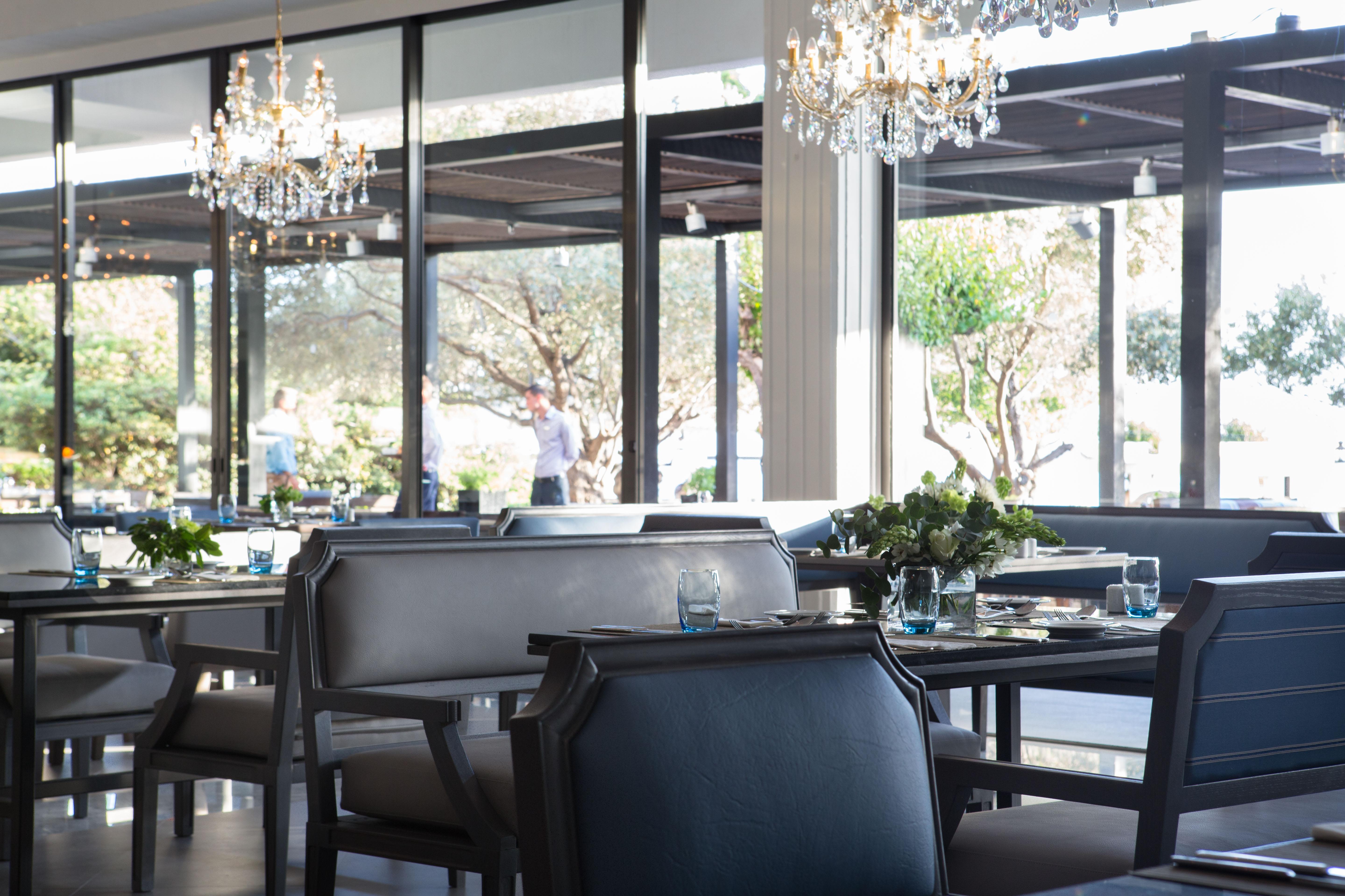 Almyra Hotel Paphos Luaran gambar Interior of the restaurant