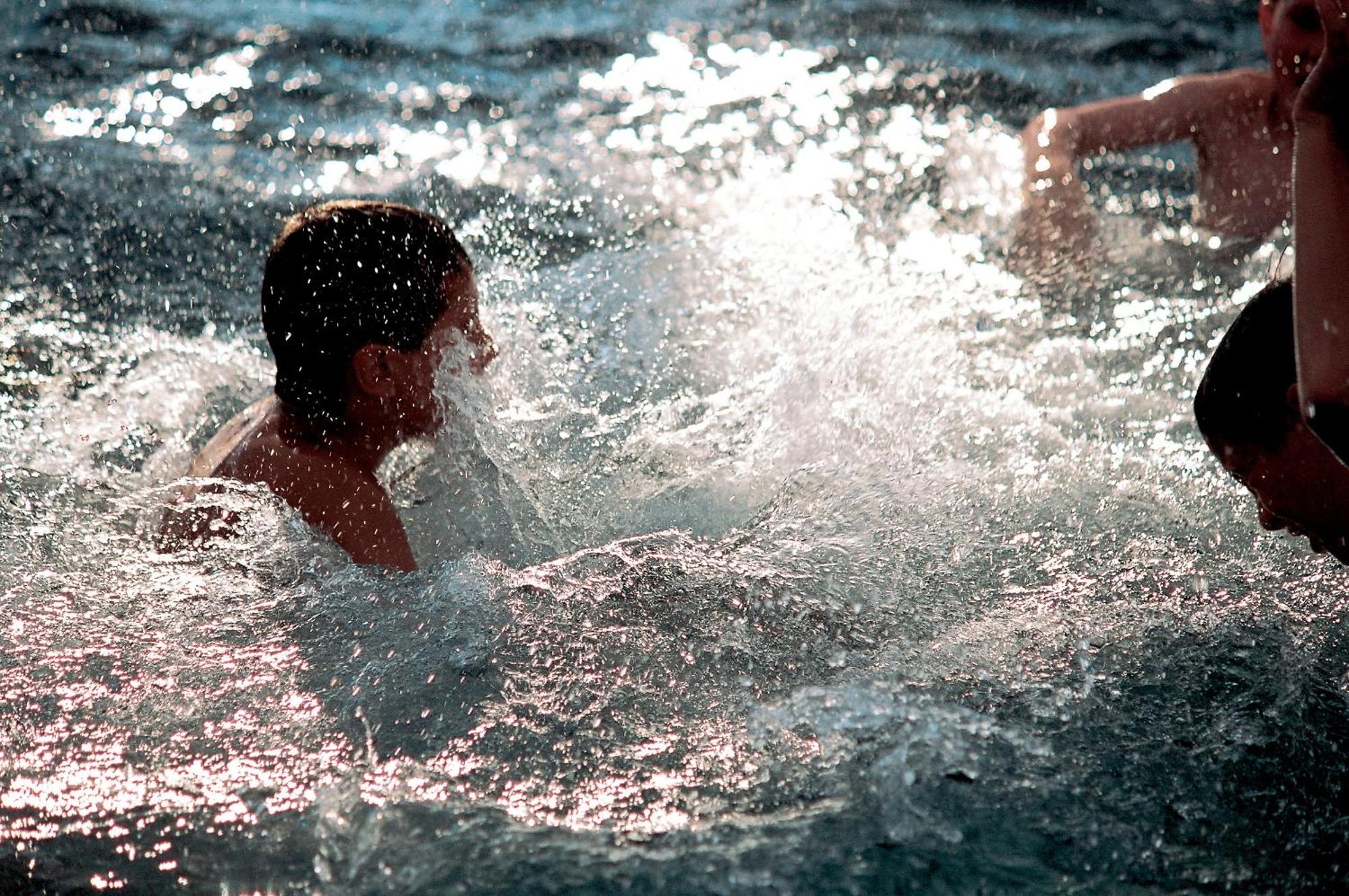 Almyra Hotel Paphos Luaran gambar Swimming