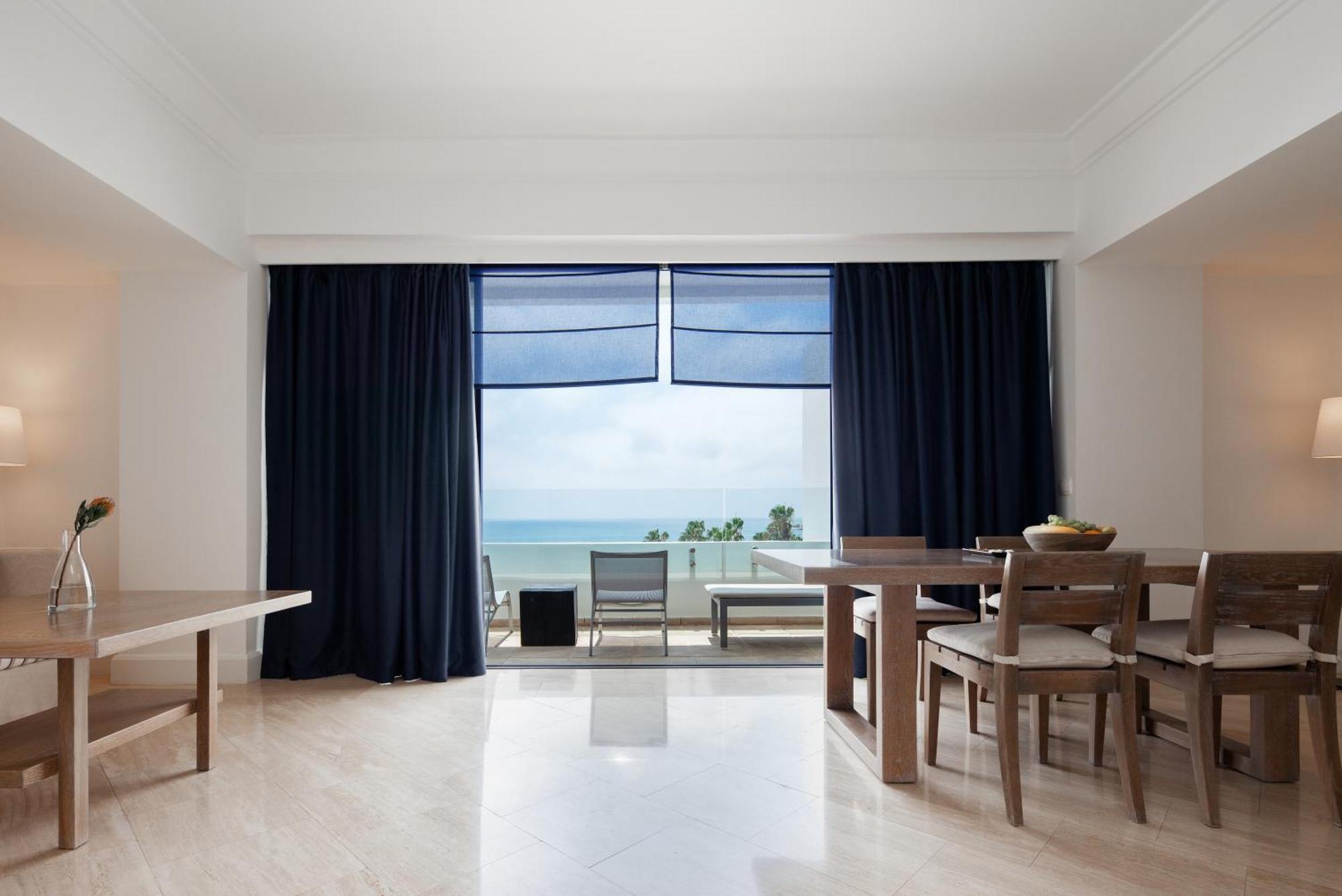 Almyra Hotel Paphos Luaran gambar